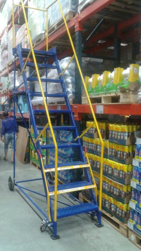 Escalera Rodante Tipo Avión para Bodegas